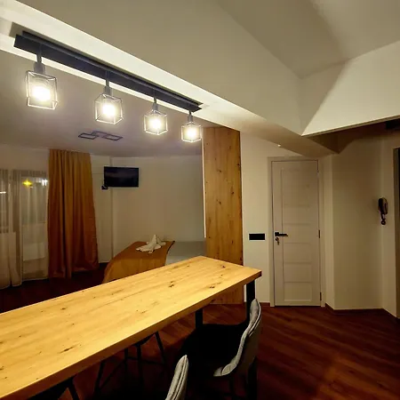 Central Nest Apartment Brasov Exterior photo